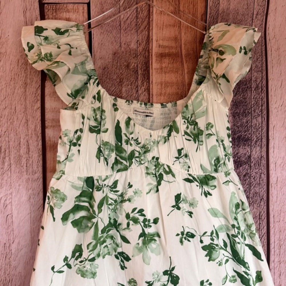 Abercrombie & Fitch Dress Floral Smocked Tiered Cottagecore Summer Medium NWT - Picture 3 of 8